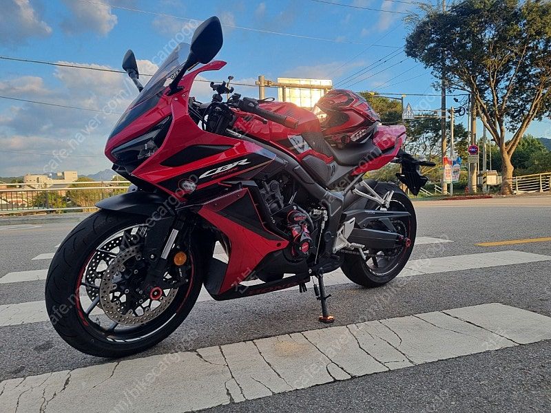 혼다 CBR 650 R 2023 레드 사진 3
