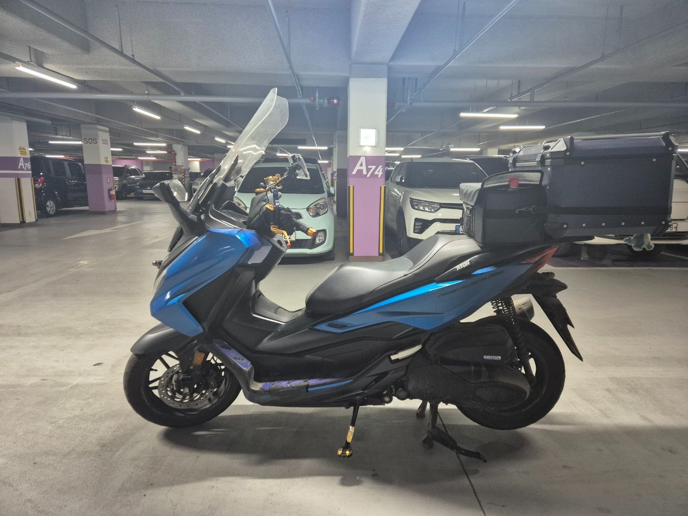 혼다 포르자 350 thumb 2