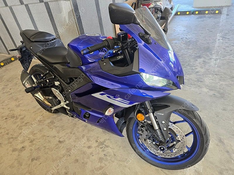 야마하 YZF R3 more
