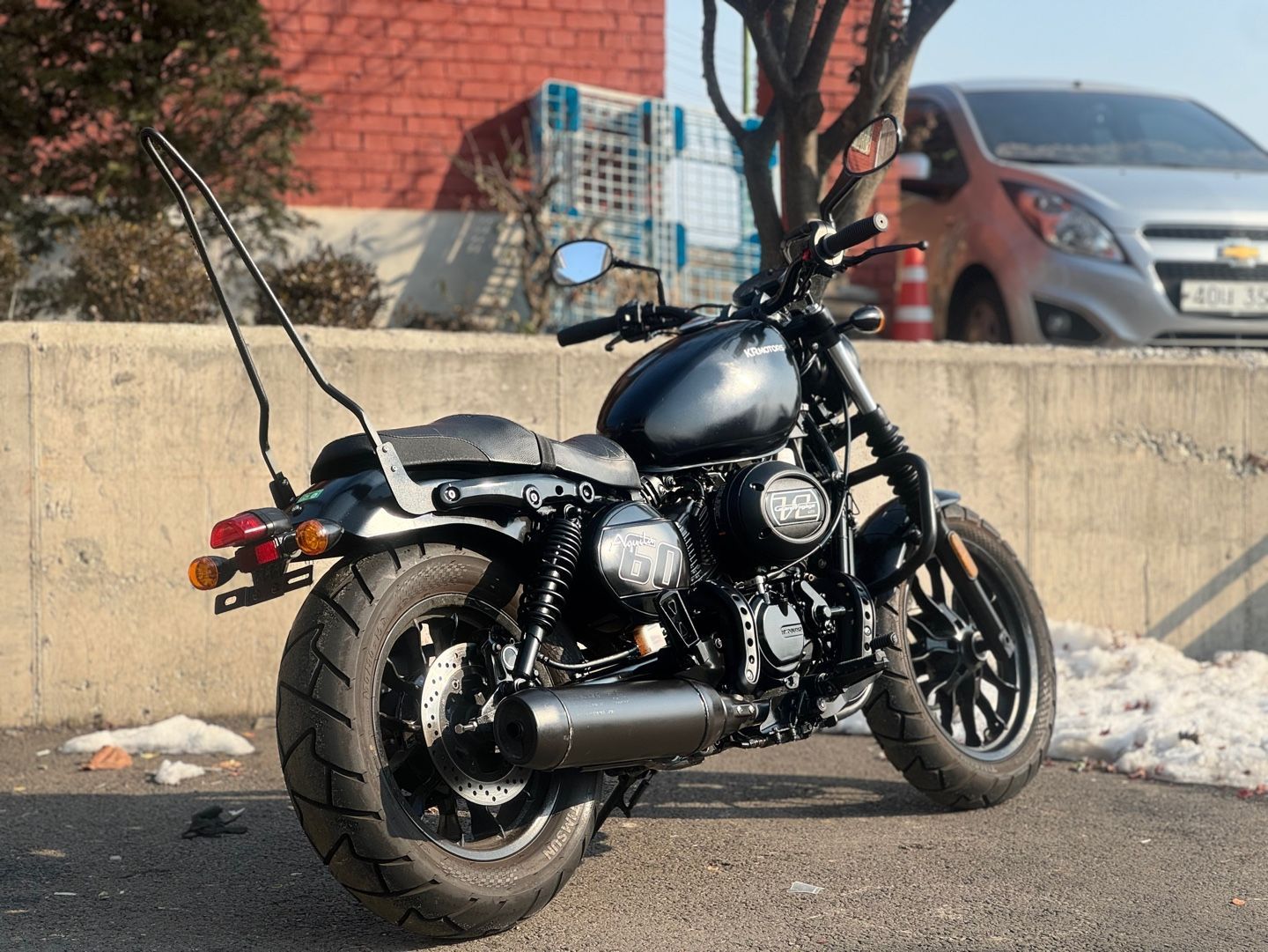 KR모터스 아퀼라 125 more