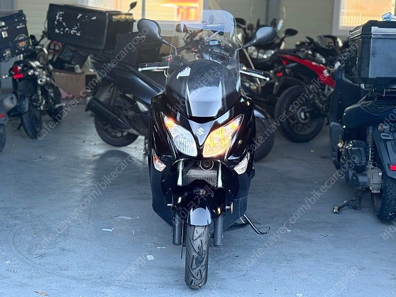 스즈키 버그만 125 thumb 2