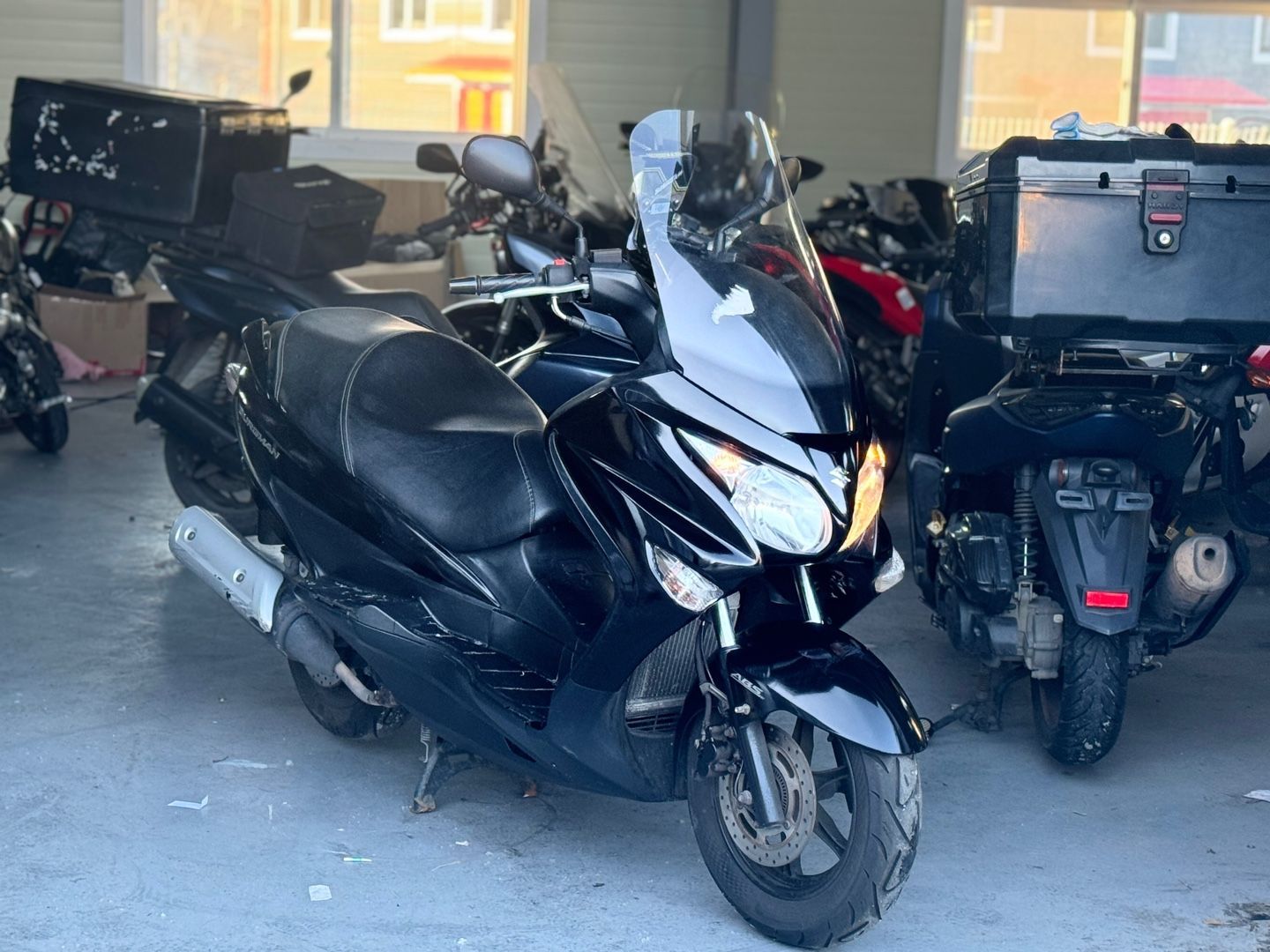 스즈키 버그만 125 more