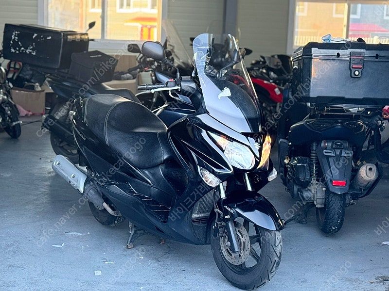 스즈키 버그만 125 more