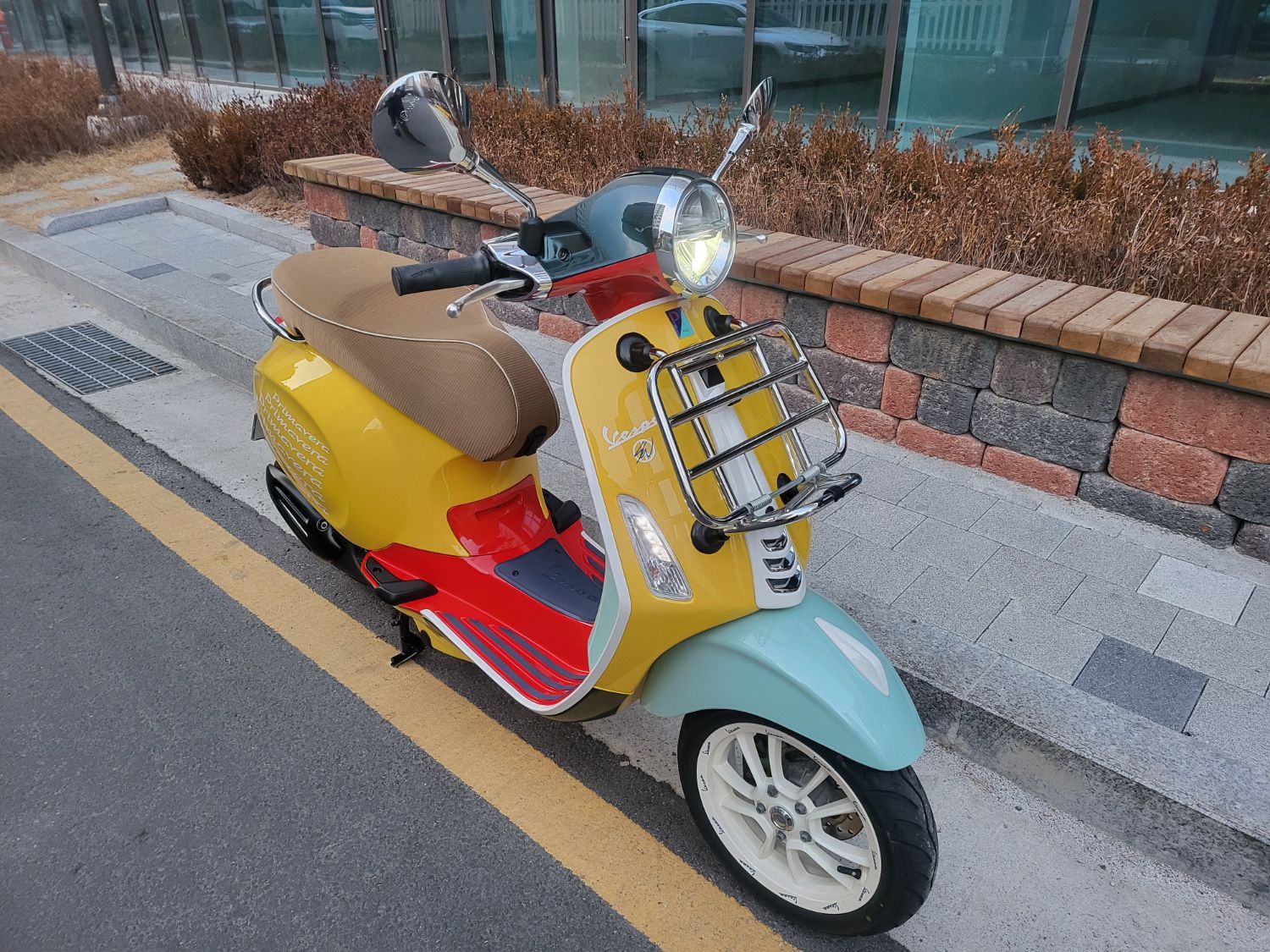 베스파 프리마베라 125 션우더스푼 thumb 2