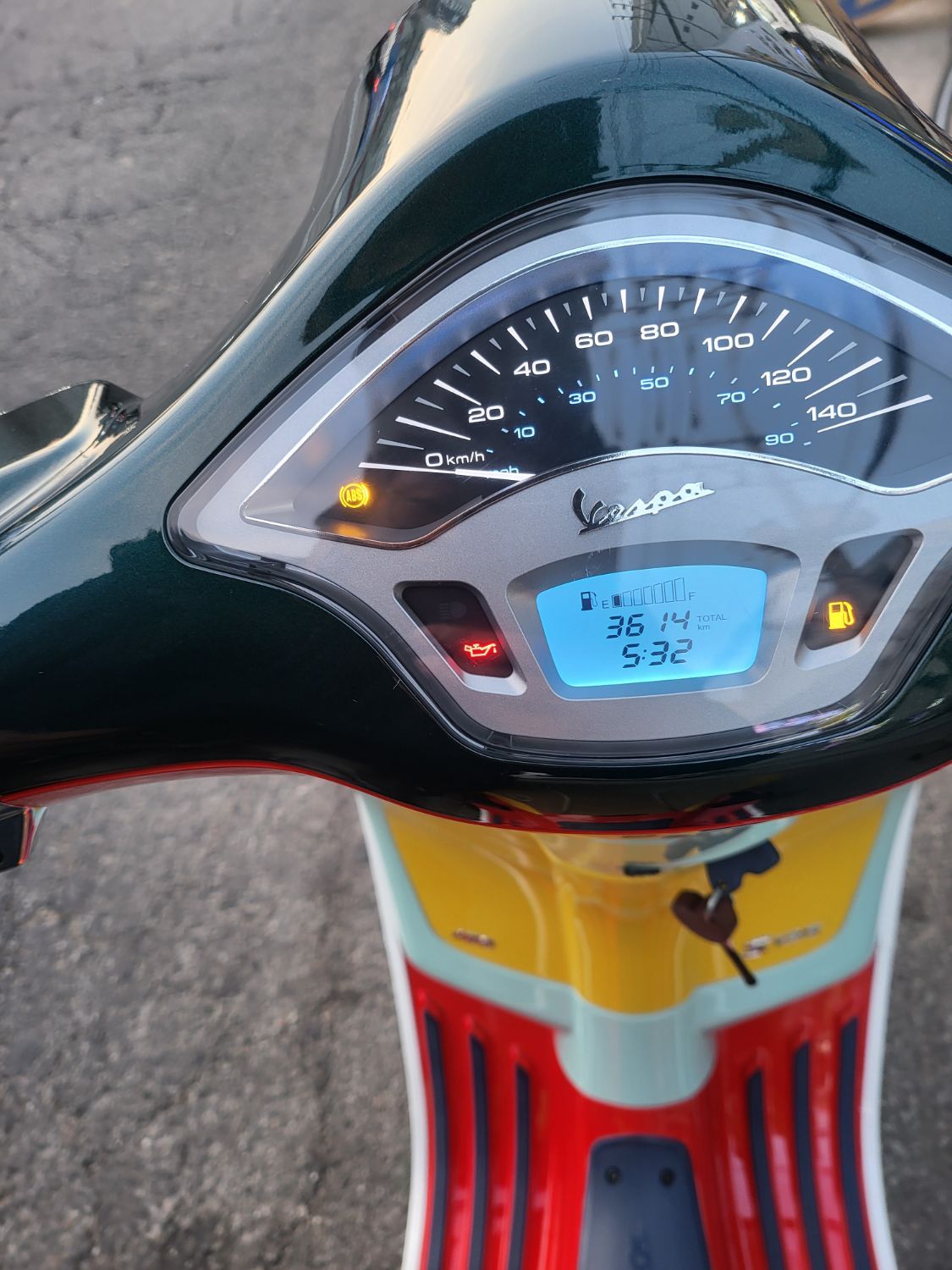 베스파 프리마베라 125 션우더스푼 main