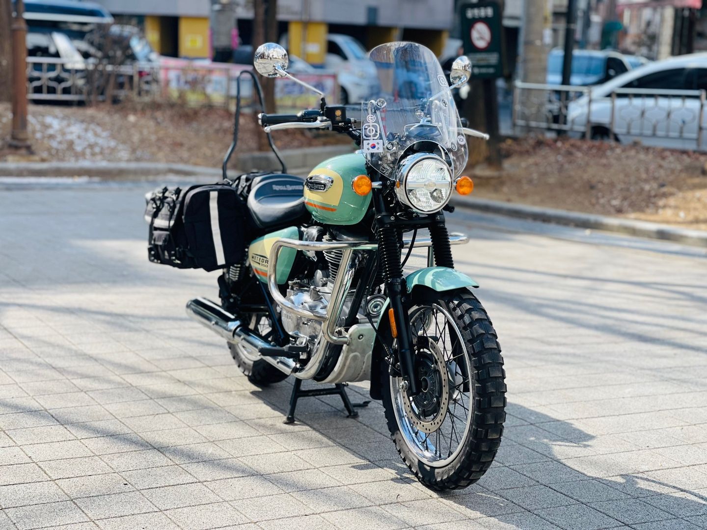 로얄엔필드 메테오 350 thumb 2