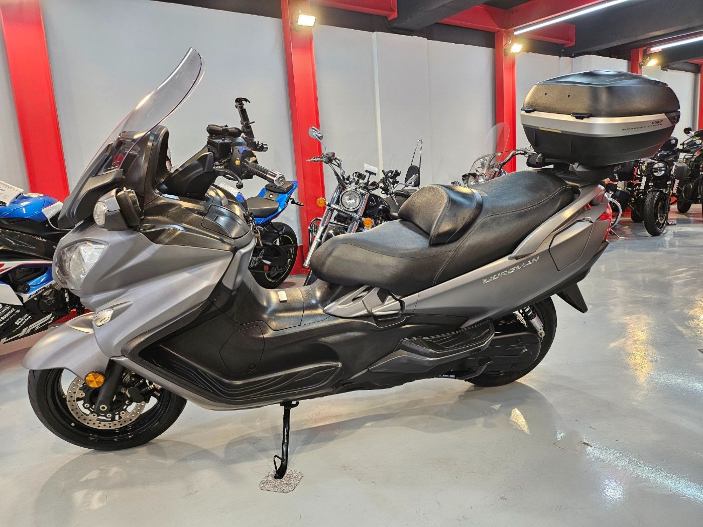 스즈키 버그만 650 익스큐티브 more