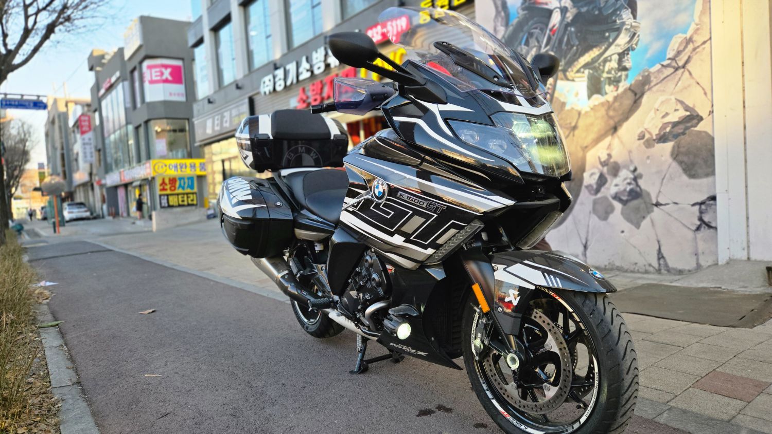 BMW K 1600 GT thumb 2