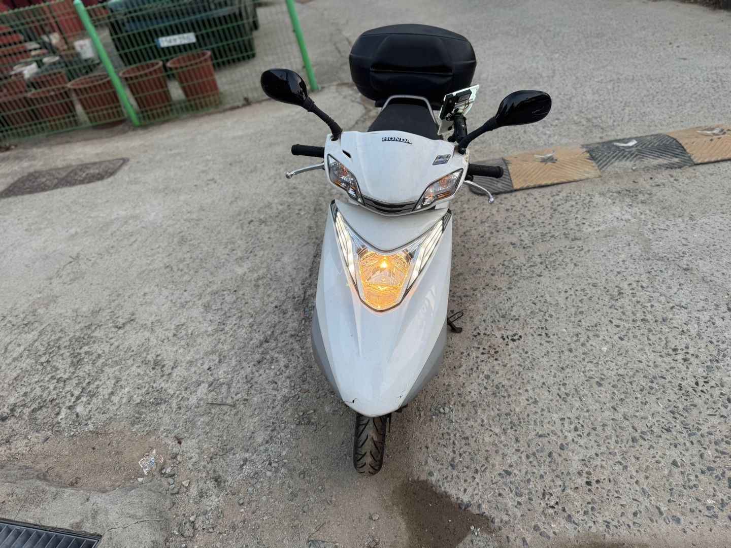 혼다 SCR 110 α more