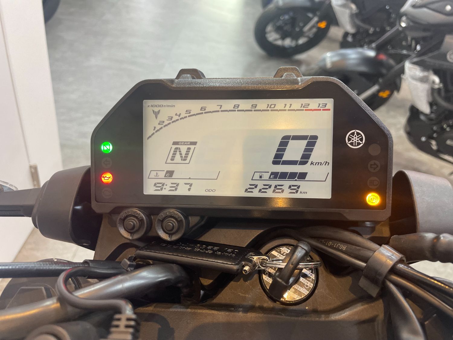 야마하 MT 03 more