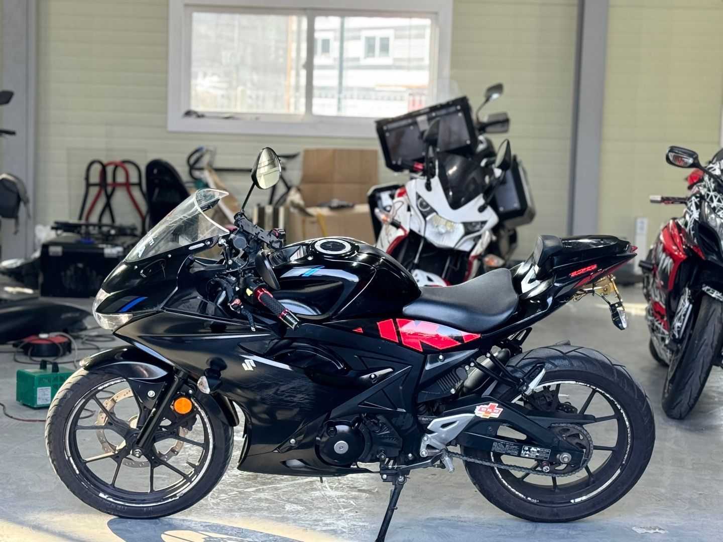 스즈키 GSX R 125 ABS thumb 2