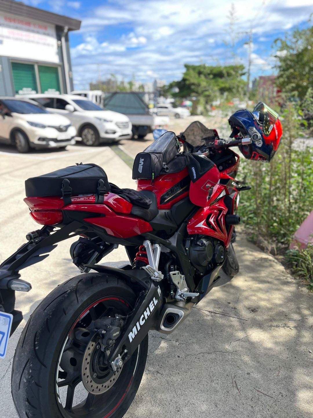 혼다 CBR 650 R MT more