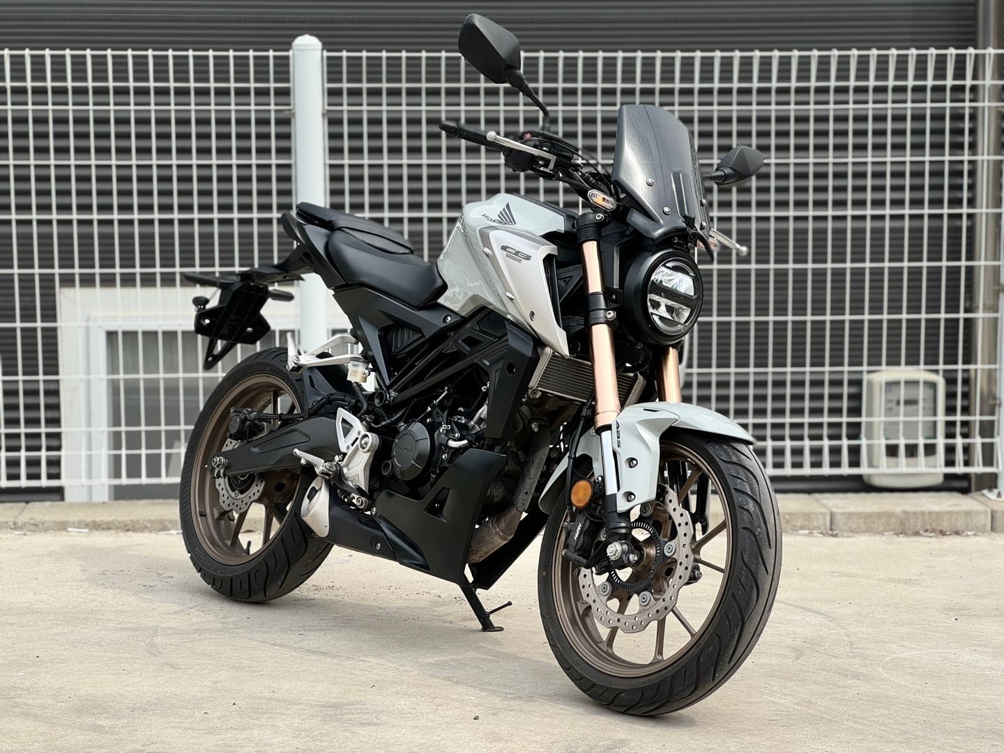 혼다 CB 125 R main