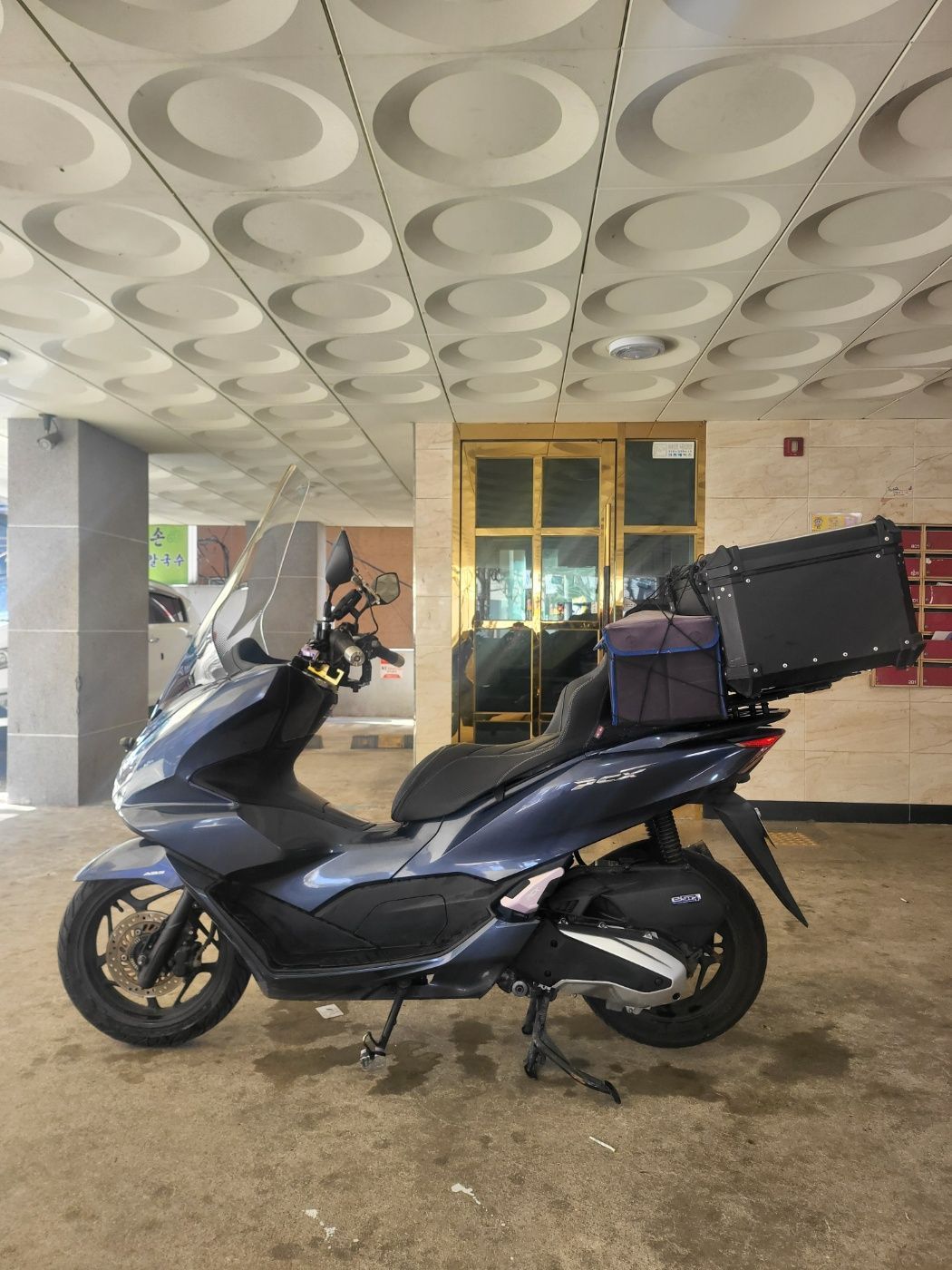 혼다 PCX 125 more