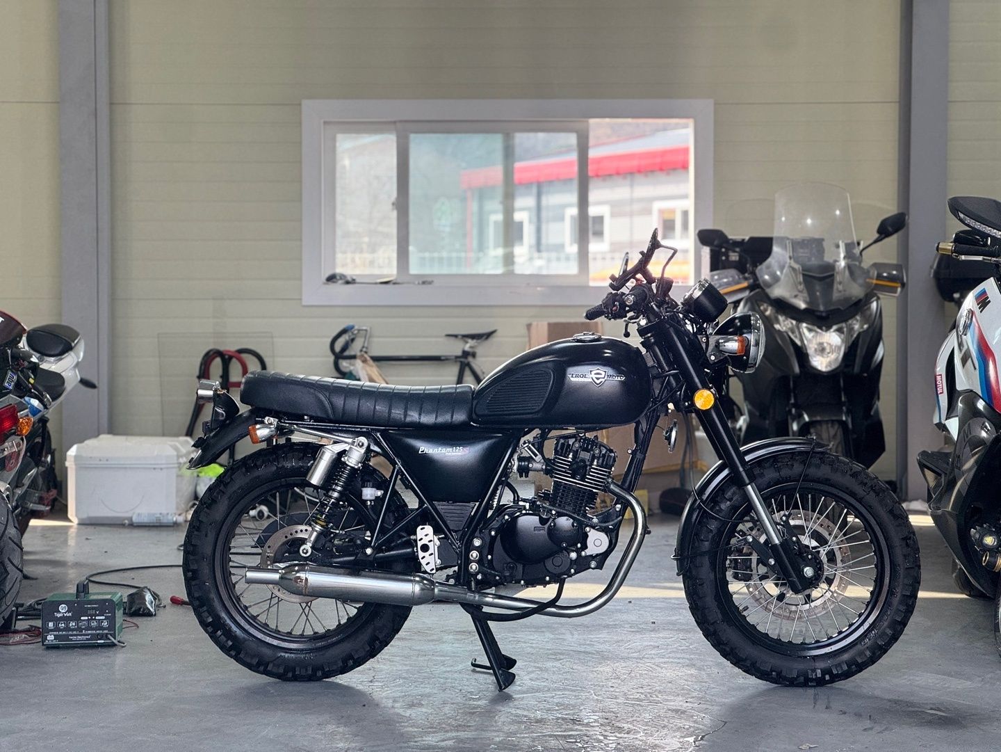 엘로이모터스 팬텀 125 S main