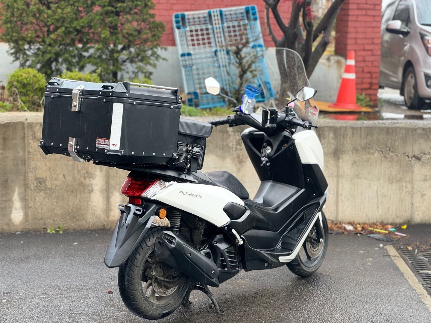 야마하 NMAX 125 more