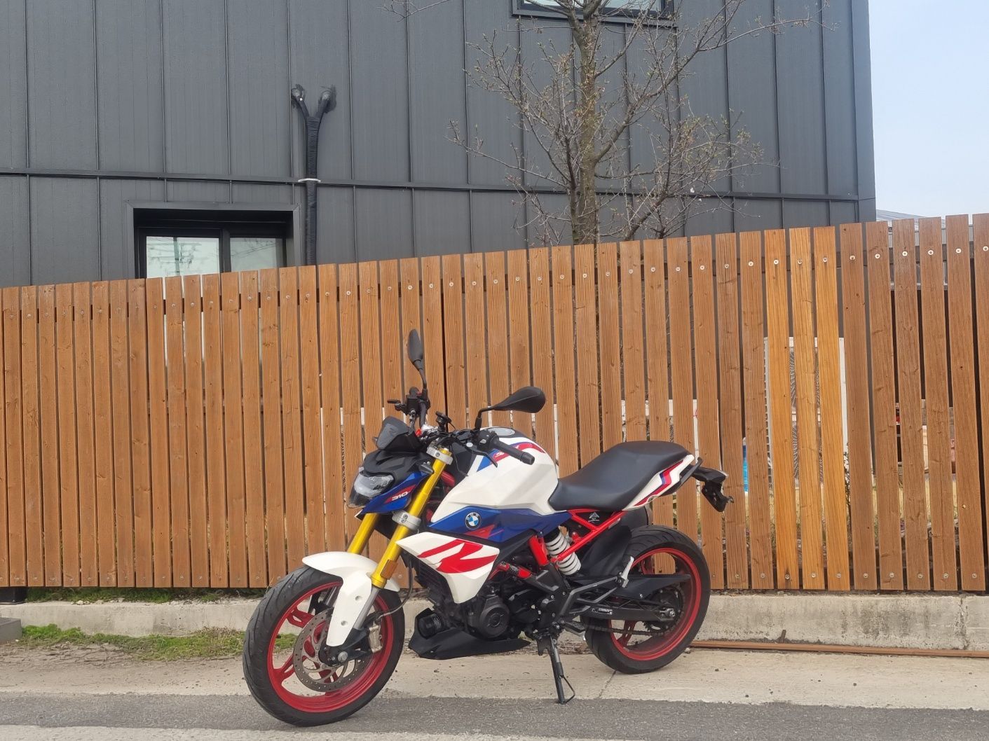 BMW G 310 R more