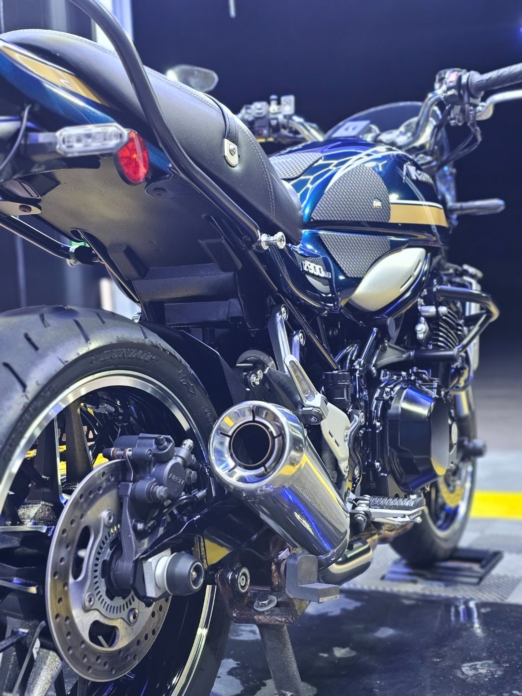 가와사키 Z 900 RS more