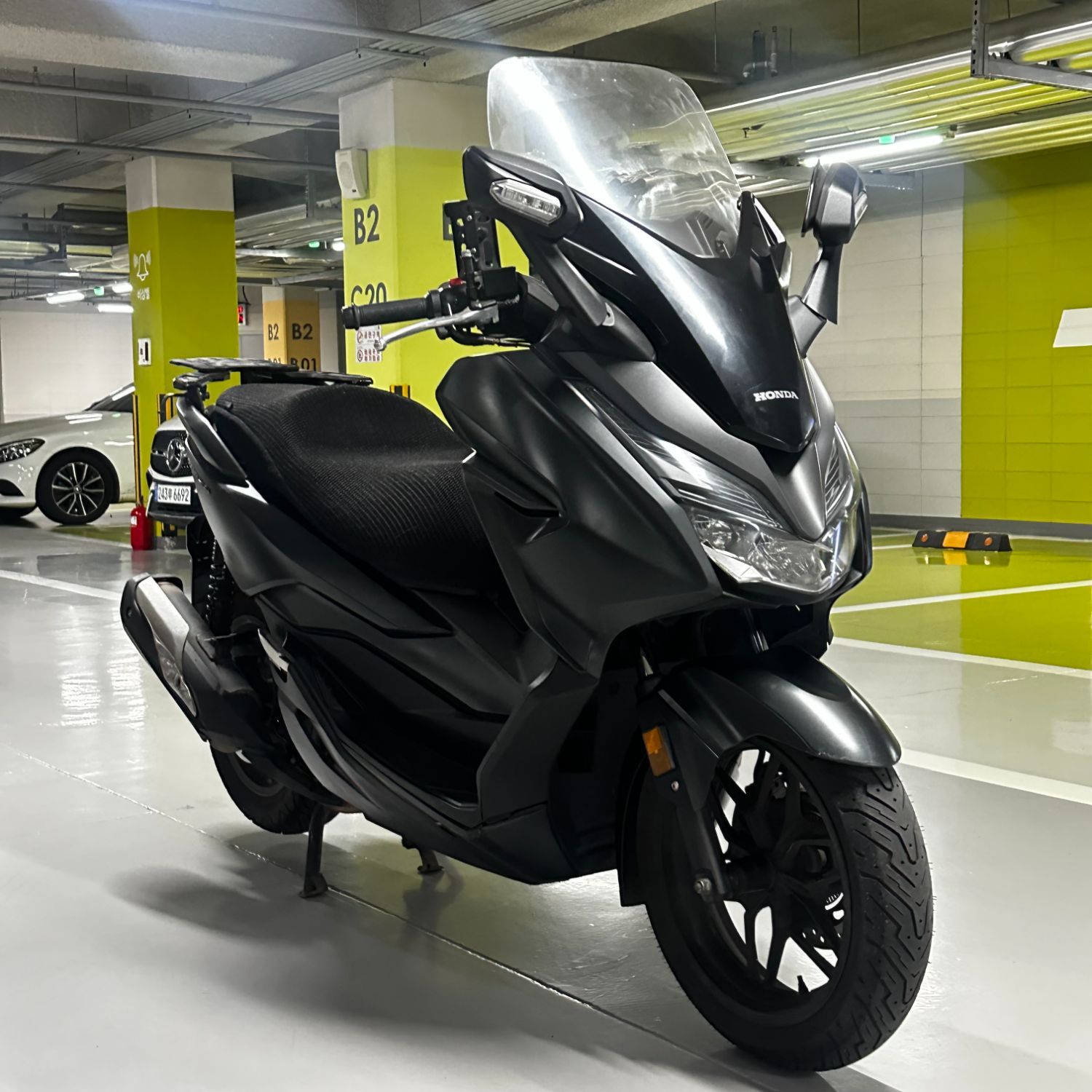 혼다 포르자 300 more