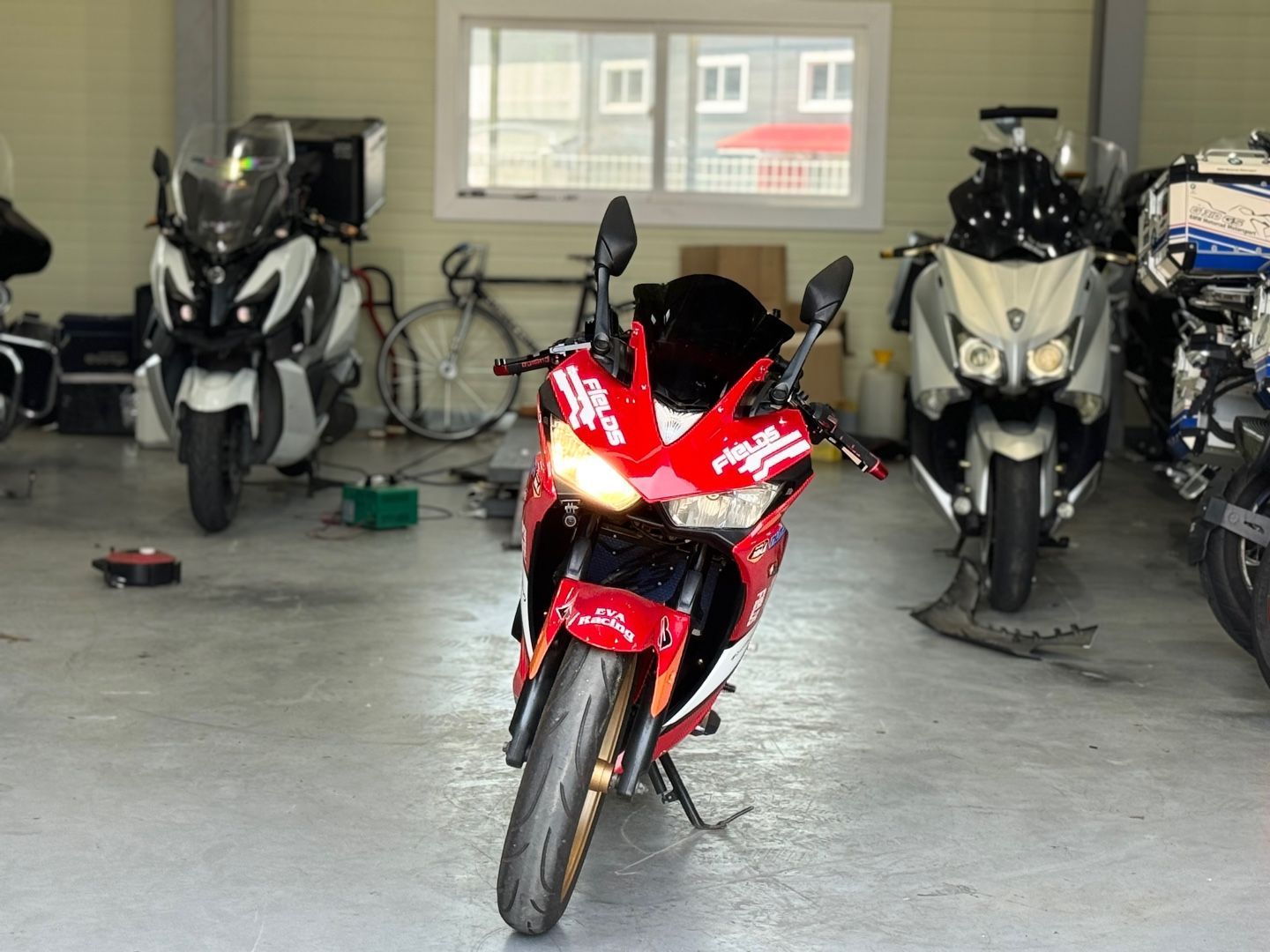 야마하 YZF R3 more