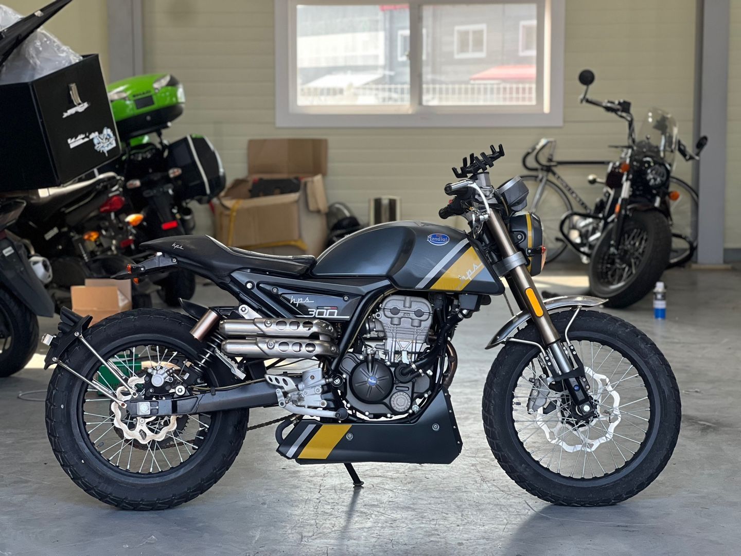 몬디알 힙스터 125 thumb 2