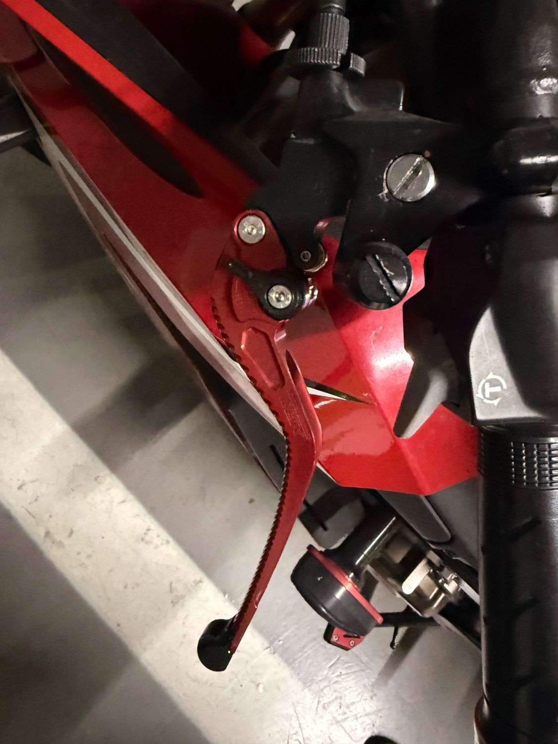 혼다 CBR 650 R 2020 레드 사진 5