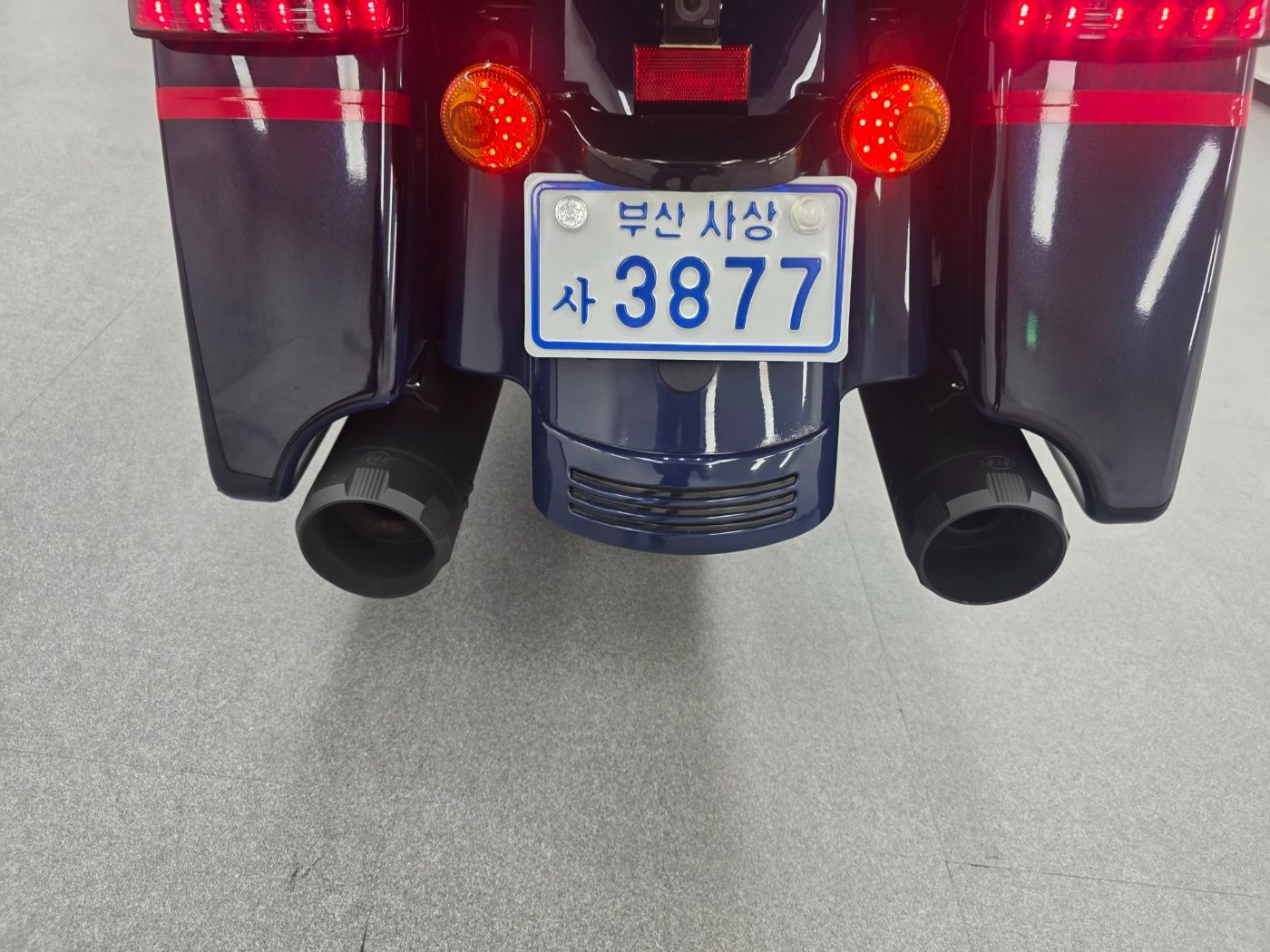 할리데이비슨 스트리트 글라이드 스페셜 2019 네이비 사진 5