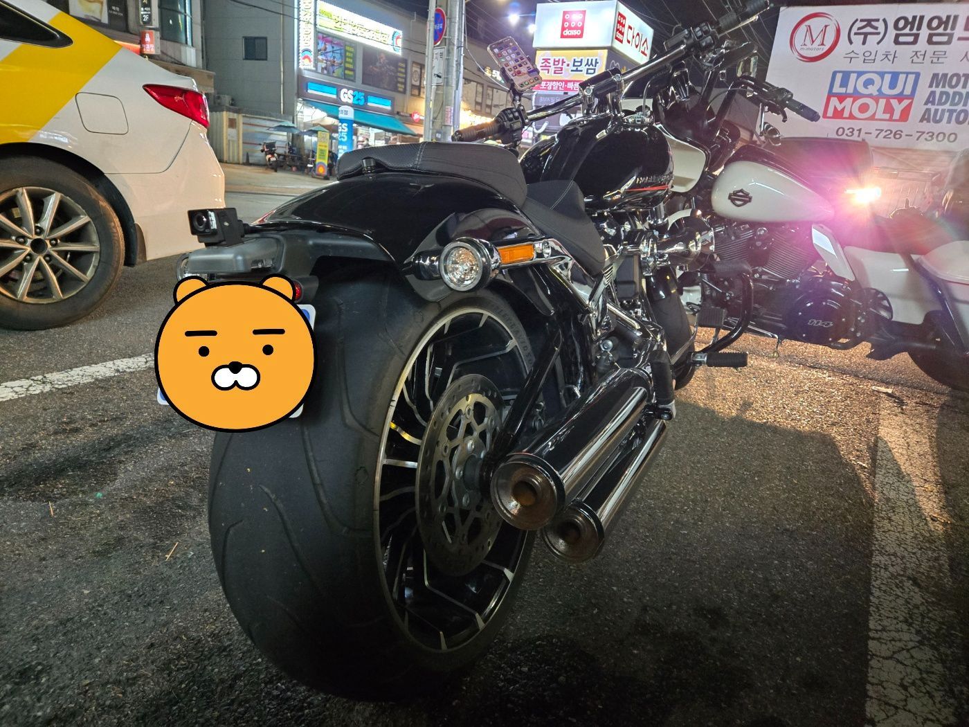 할리데이비슨 브래이크아웃 2024 블랙 사진 3