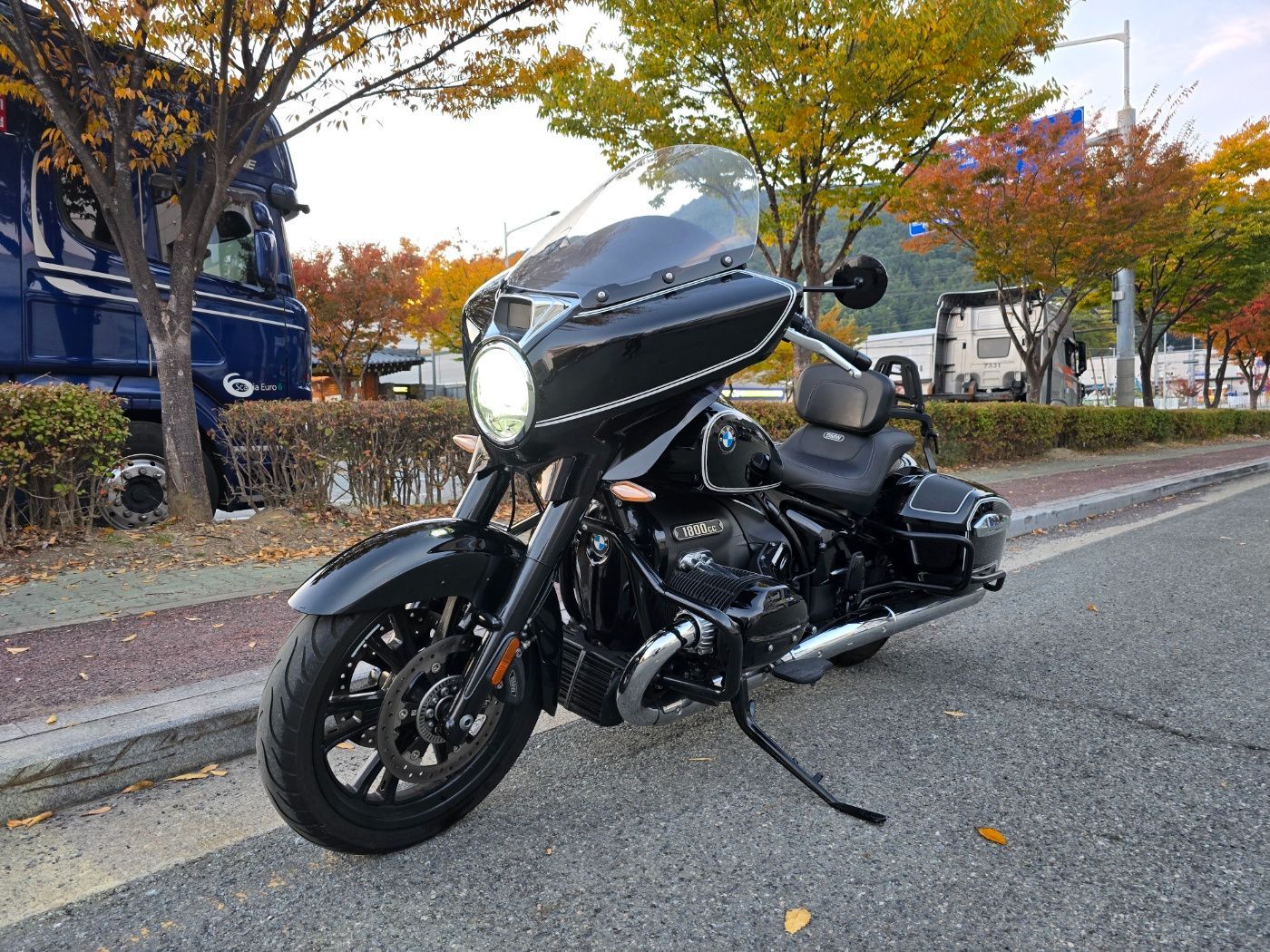 BMW R 18 B 2023 블랙 사진 1
