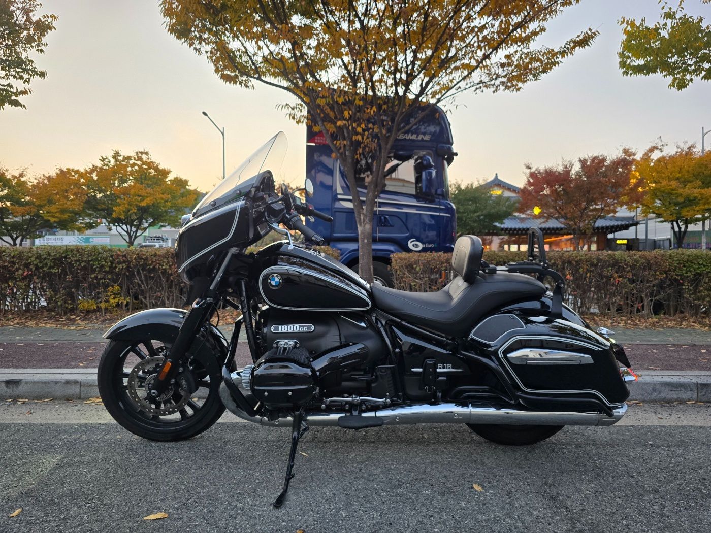 BMW R 18 B 2023 블랙 사진 2