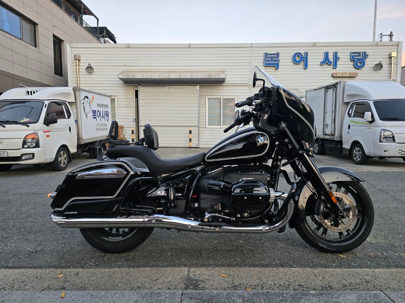 BMW R 18 B 2023 블랙 사진 6