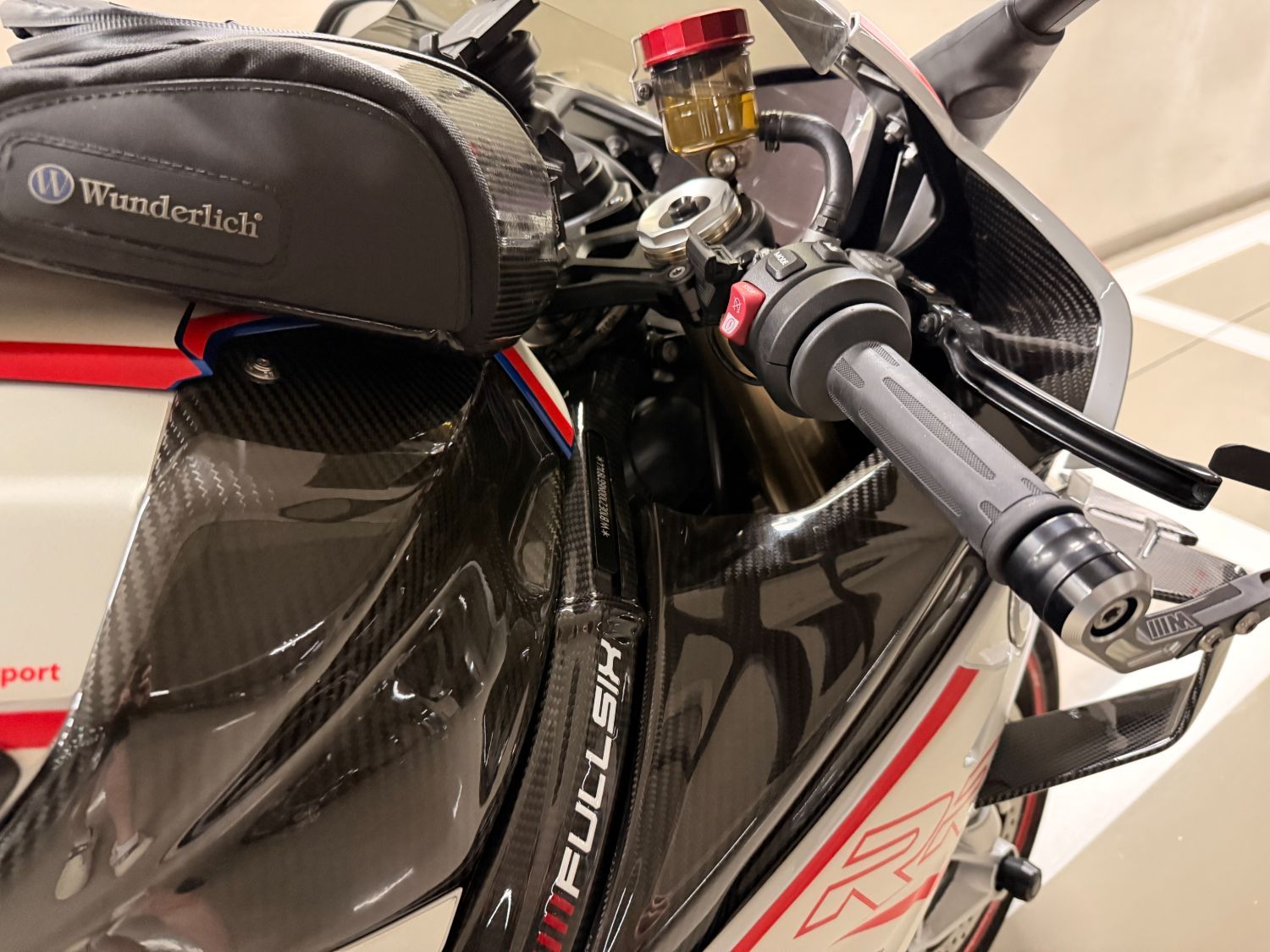 BMW S 1000 RR thumb 2