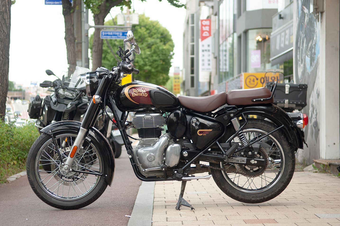 로얄엔필드 클래식 350 thumb 2