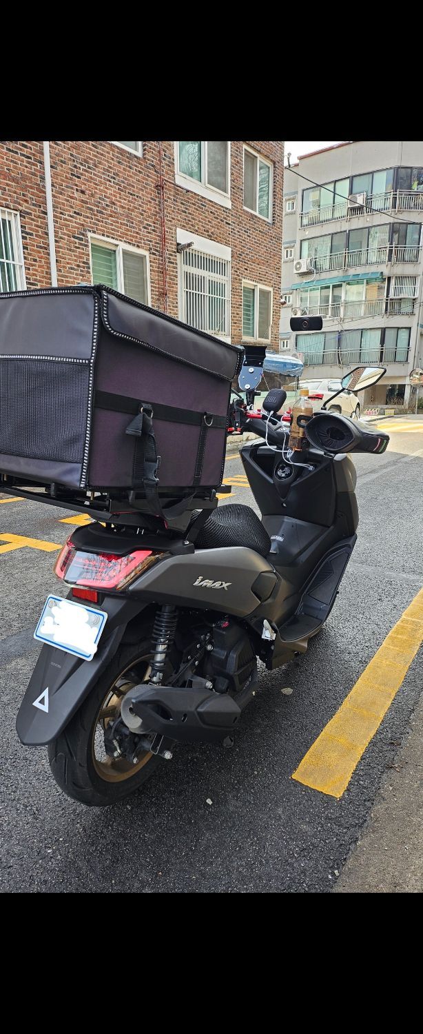 착한스쿠터 아이맥스 125 more