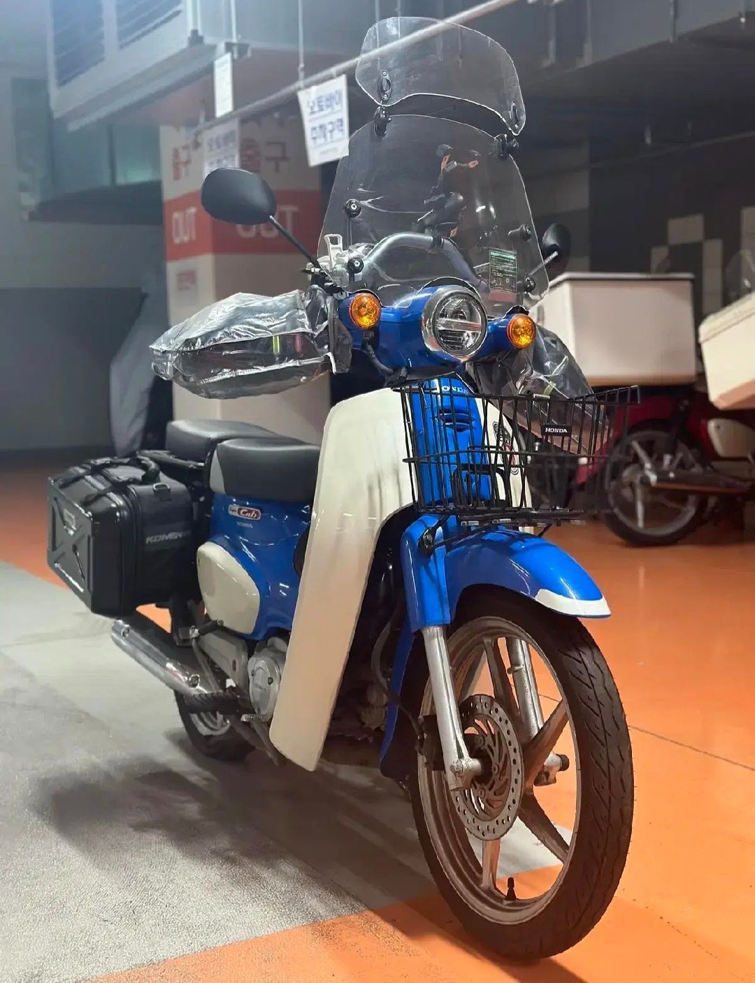 혼다 슈퍼 커브 110 more