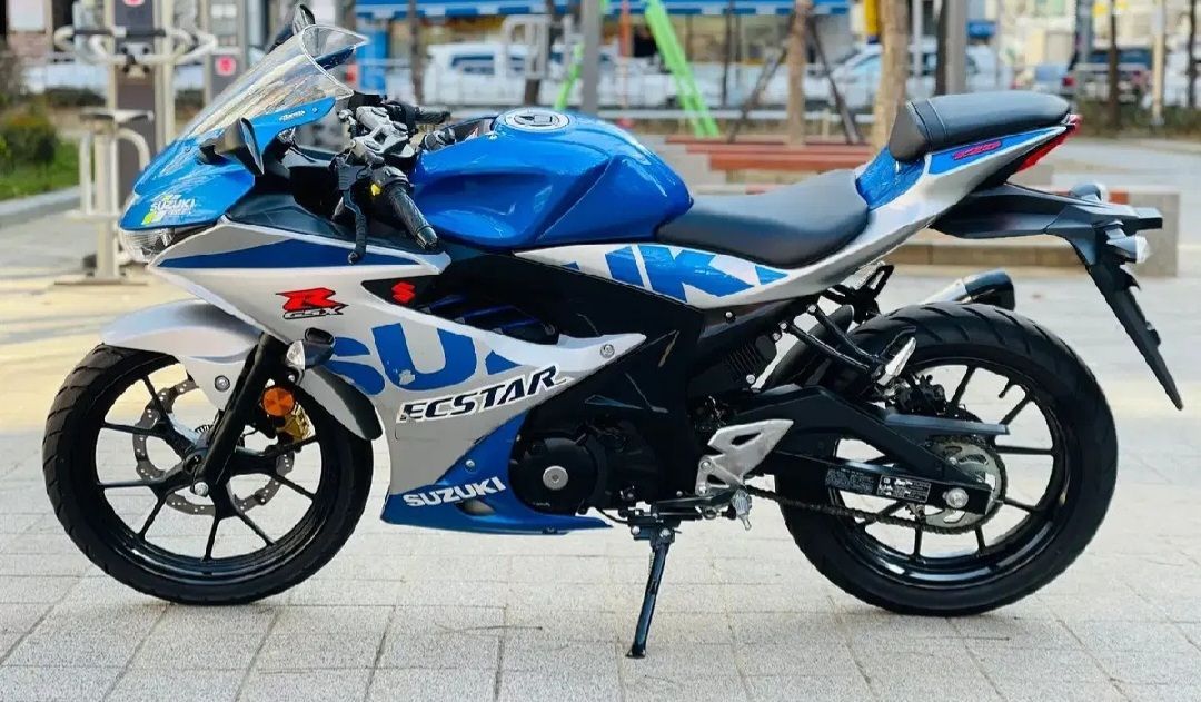 스즈키 GSX R 125 ABS more