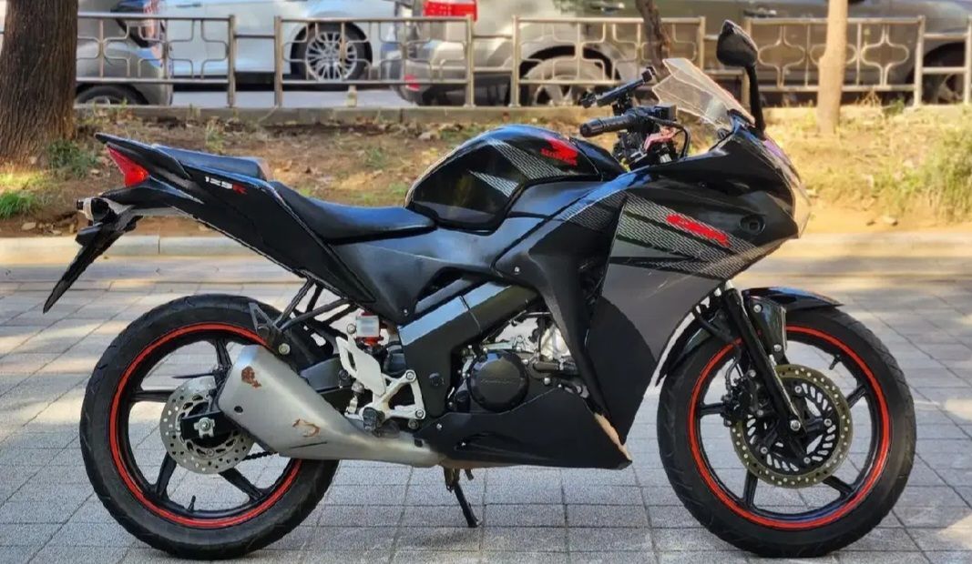 혼다 CBR 125 R more