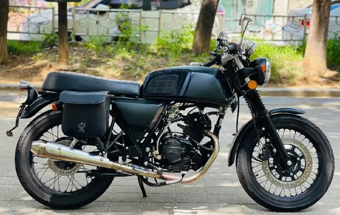 이탈젯 그리폰 125 more