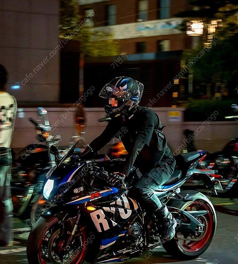 스즈키 GSX R 1000 more