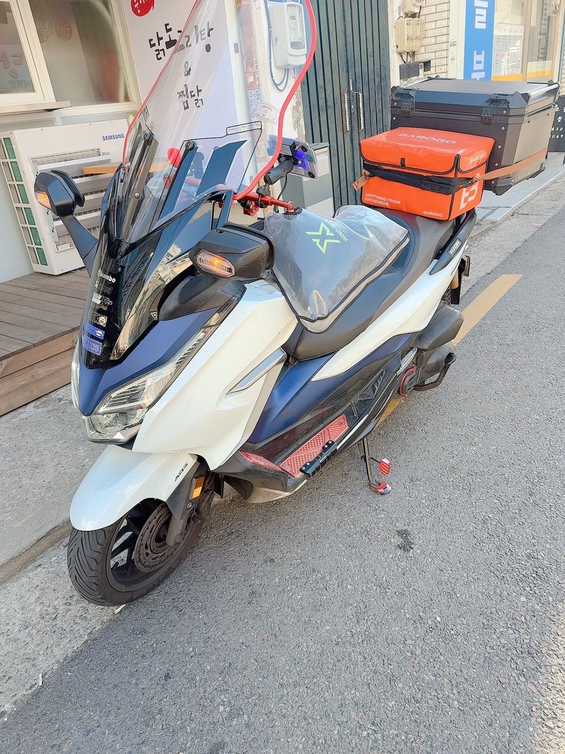 혼다 올 뉴 포르자 300 thumb 2