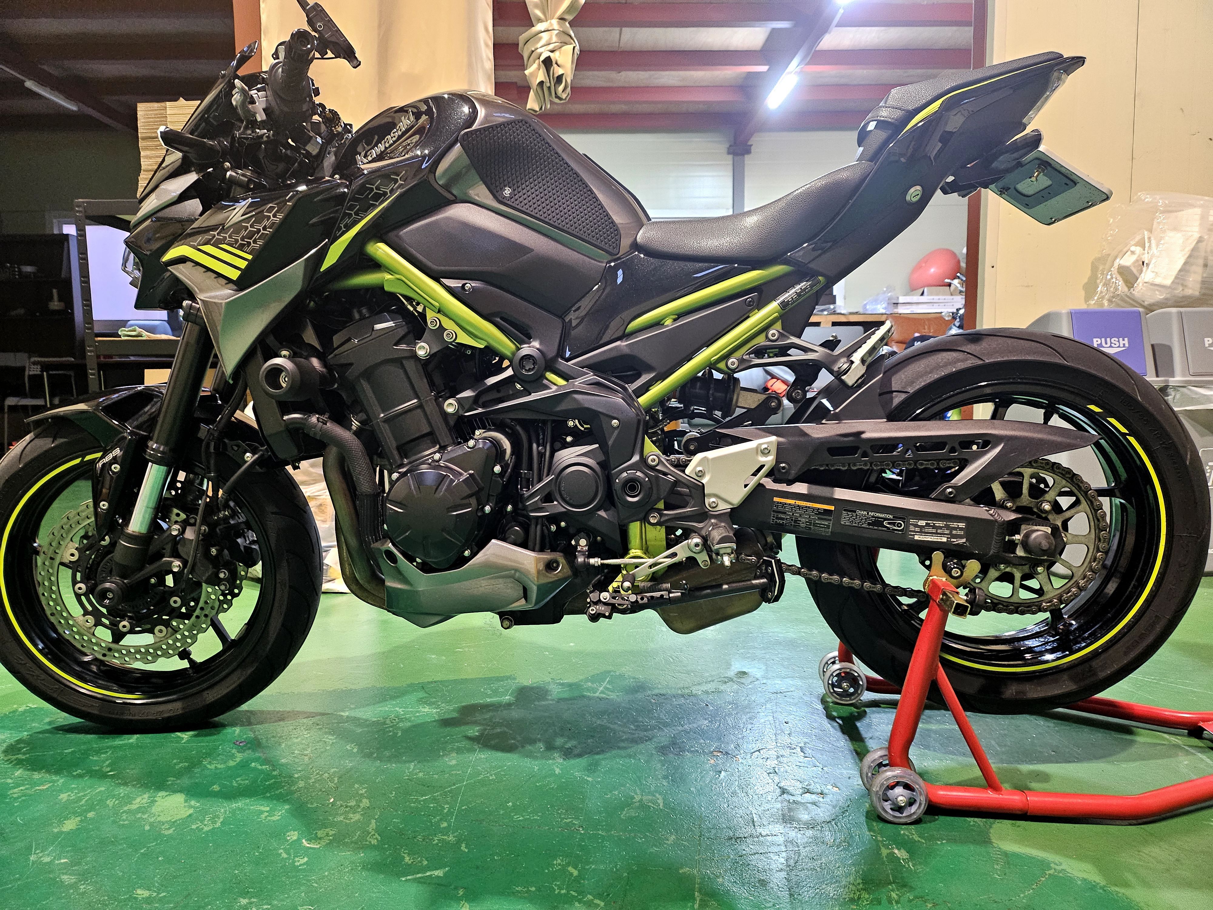 가와사키 Z 900 ABS 2020 건메탈 사진 2