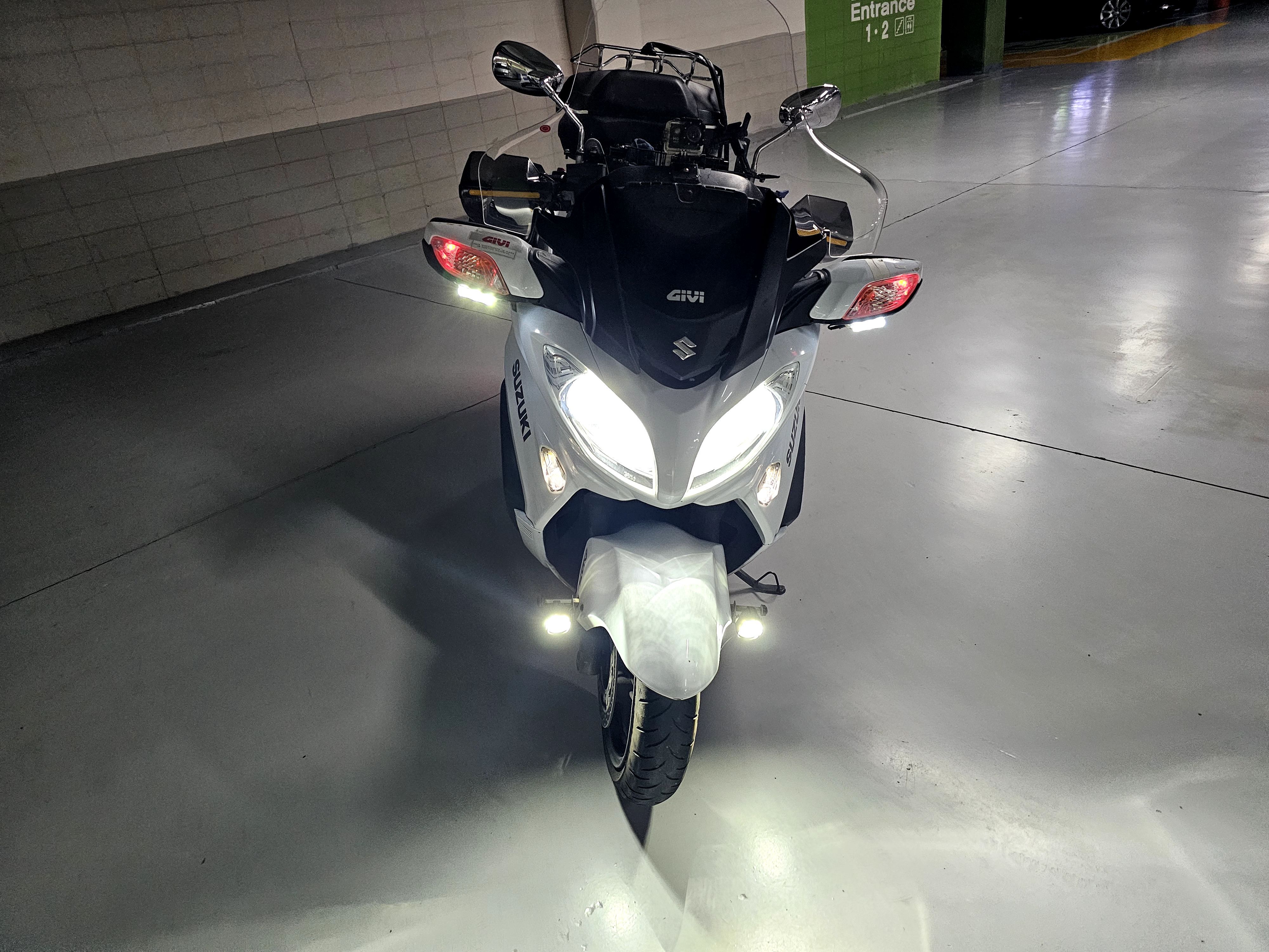 스즈키 버그만 650 익스큐티브 main