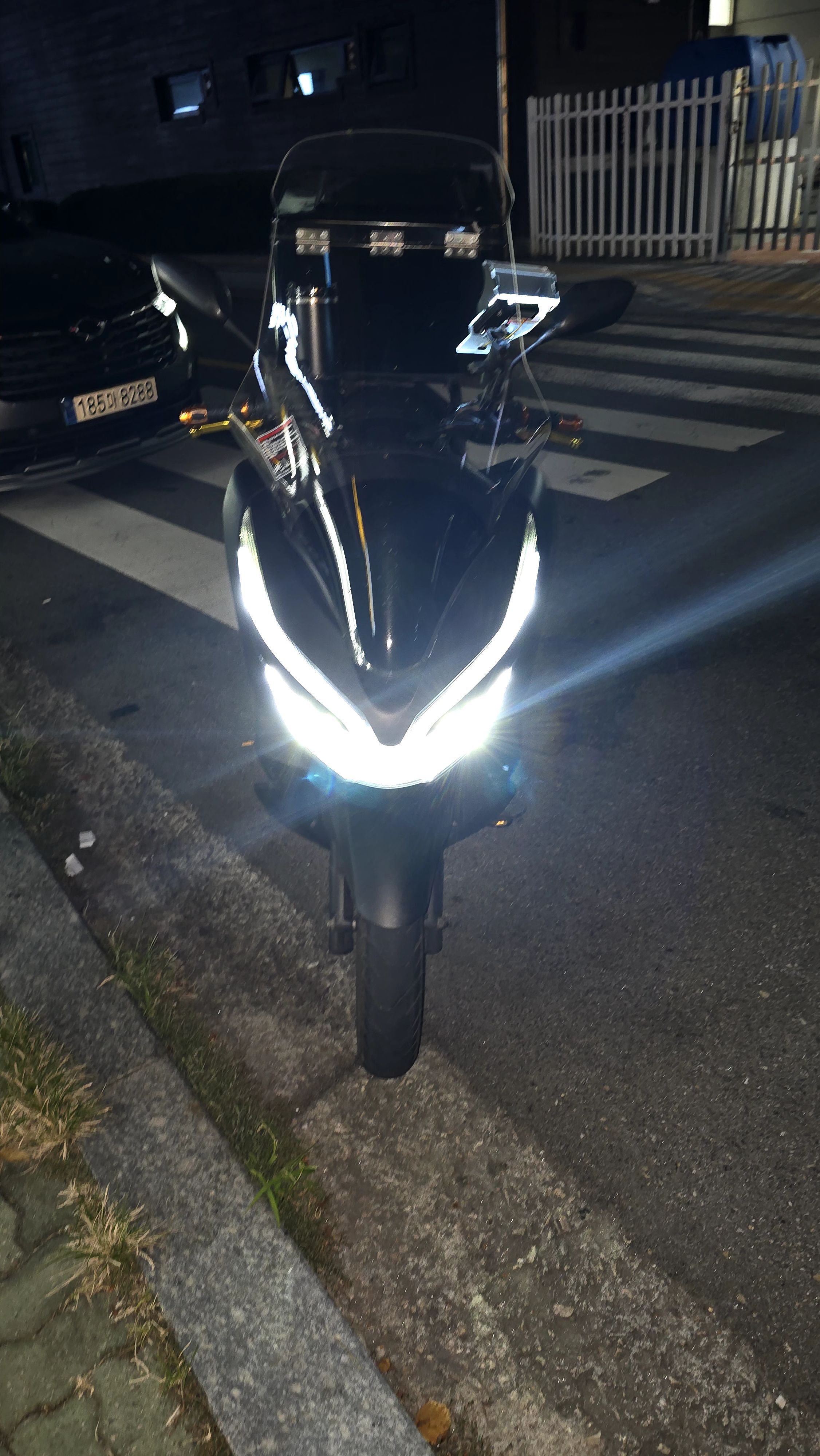 혼다 PCX 125 more