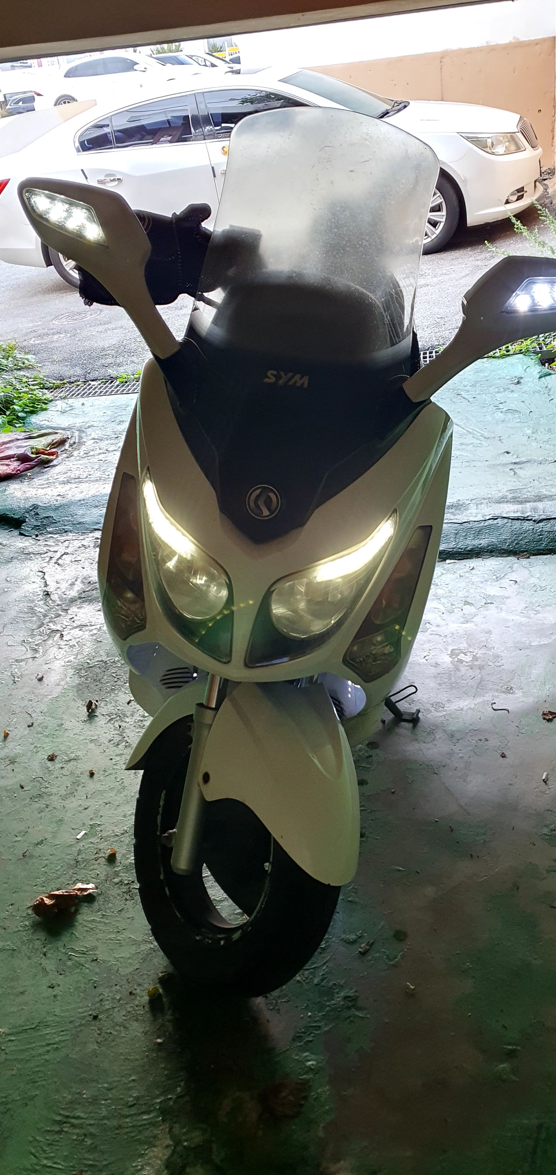 SYM 보이져 125 EVO main