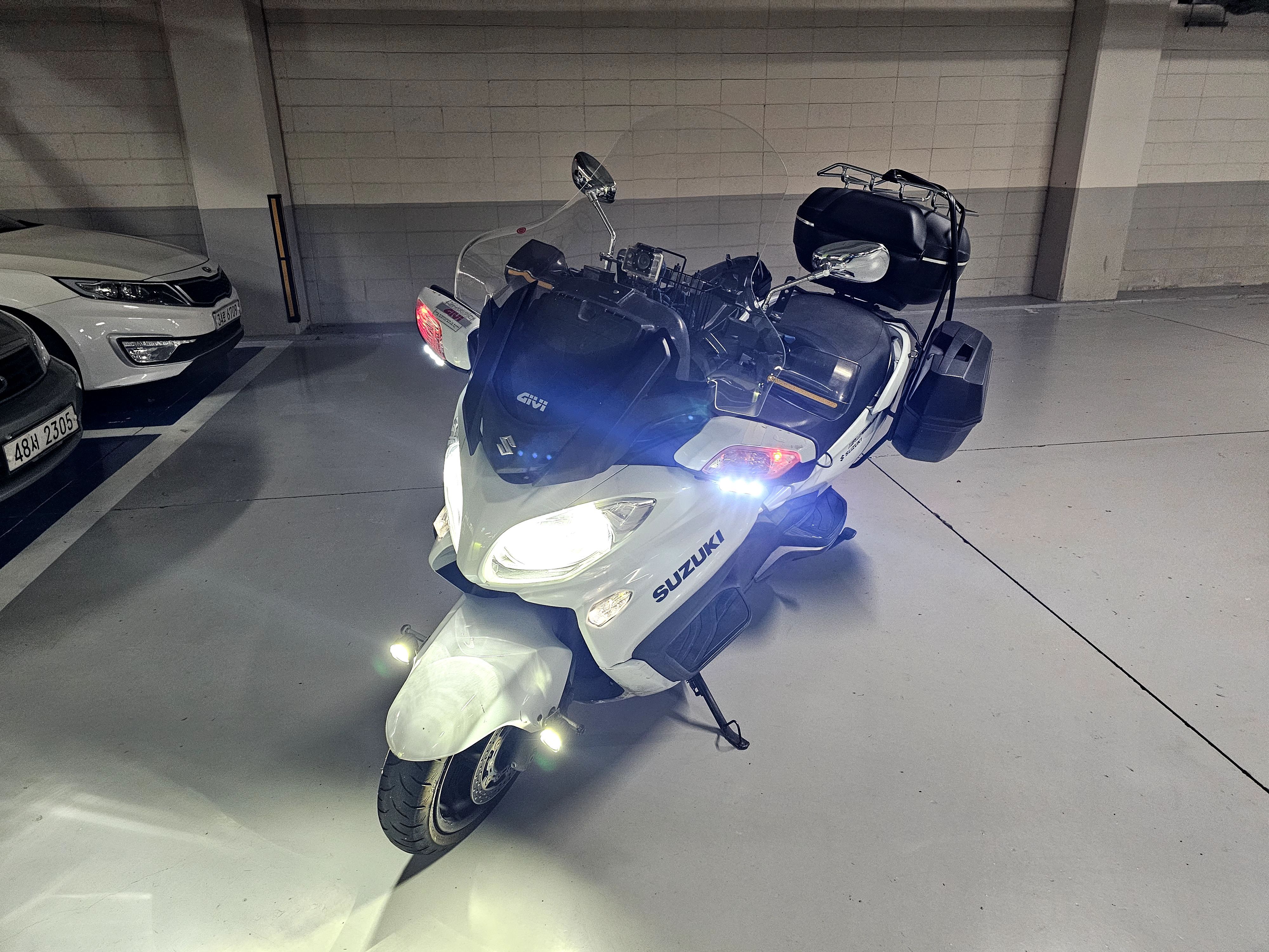 스즈키 버그만 650 익스큐티브 thumb 2