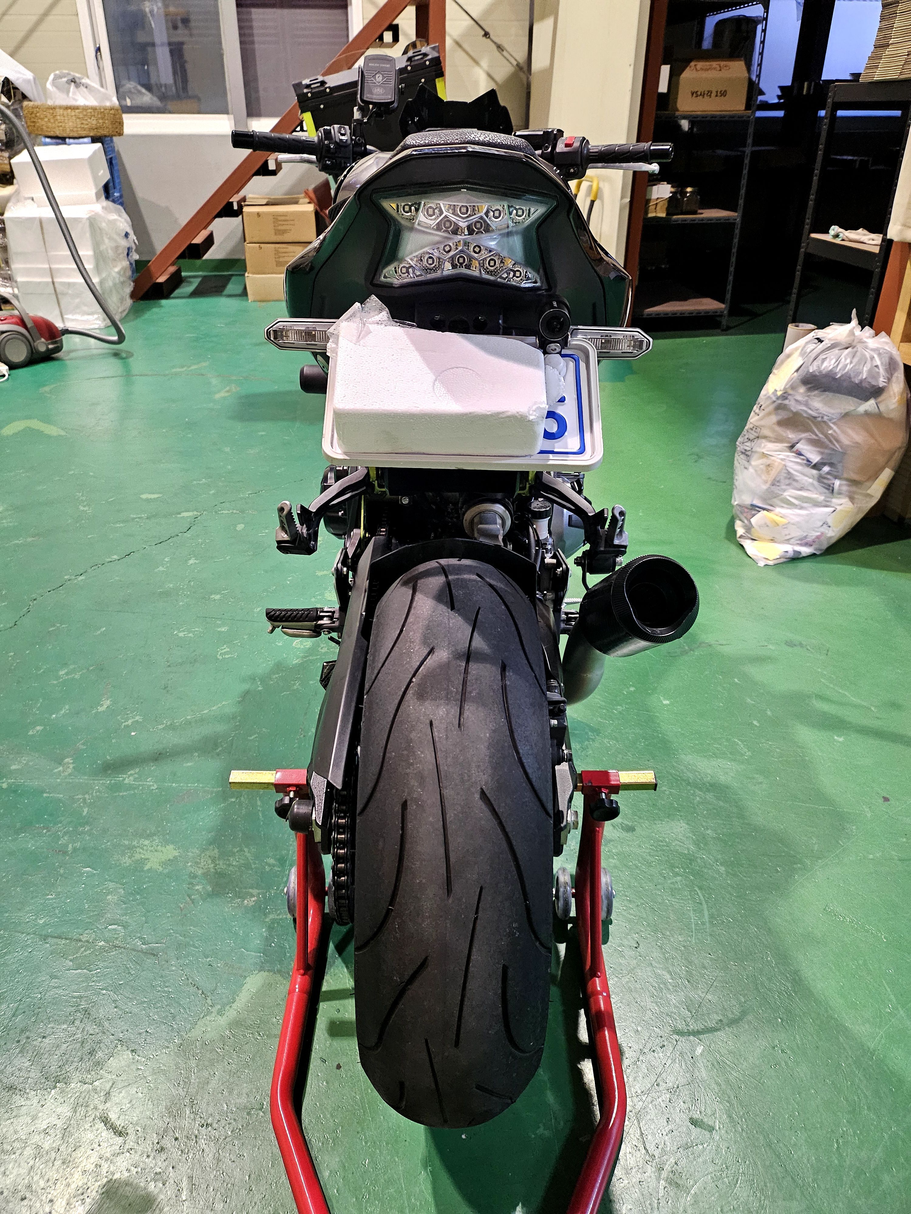 가와사키 Z 900 ABS 2020 건메탈 사진 4