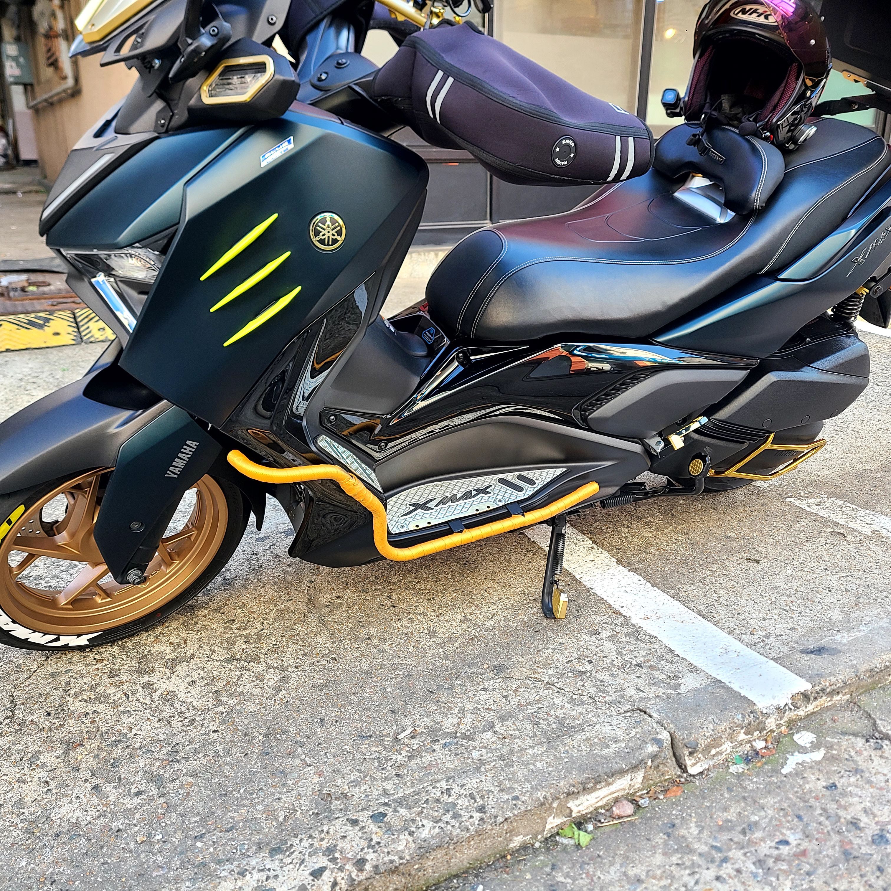 야마하 XMAX 300 ABS thumb 2