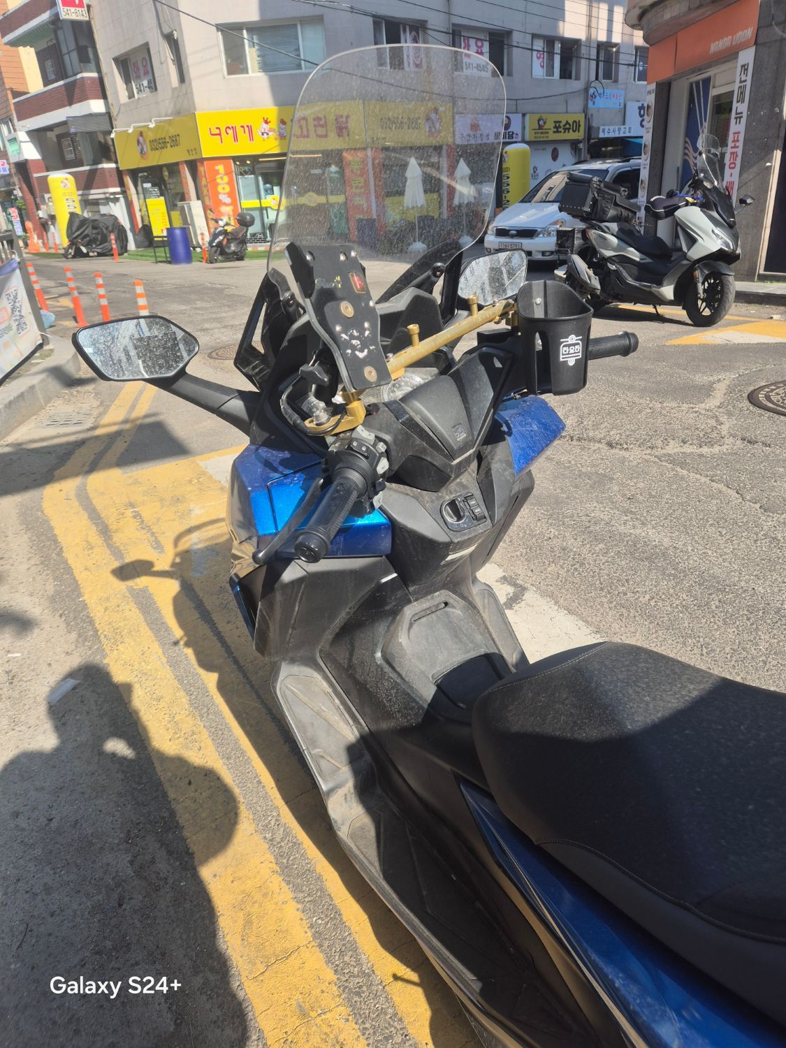 혼다 포르자 350 main