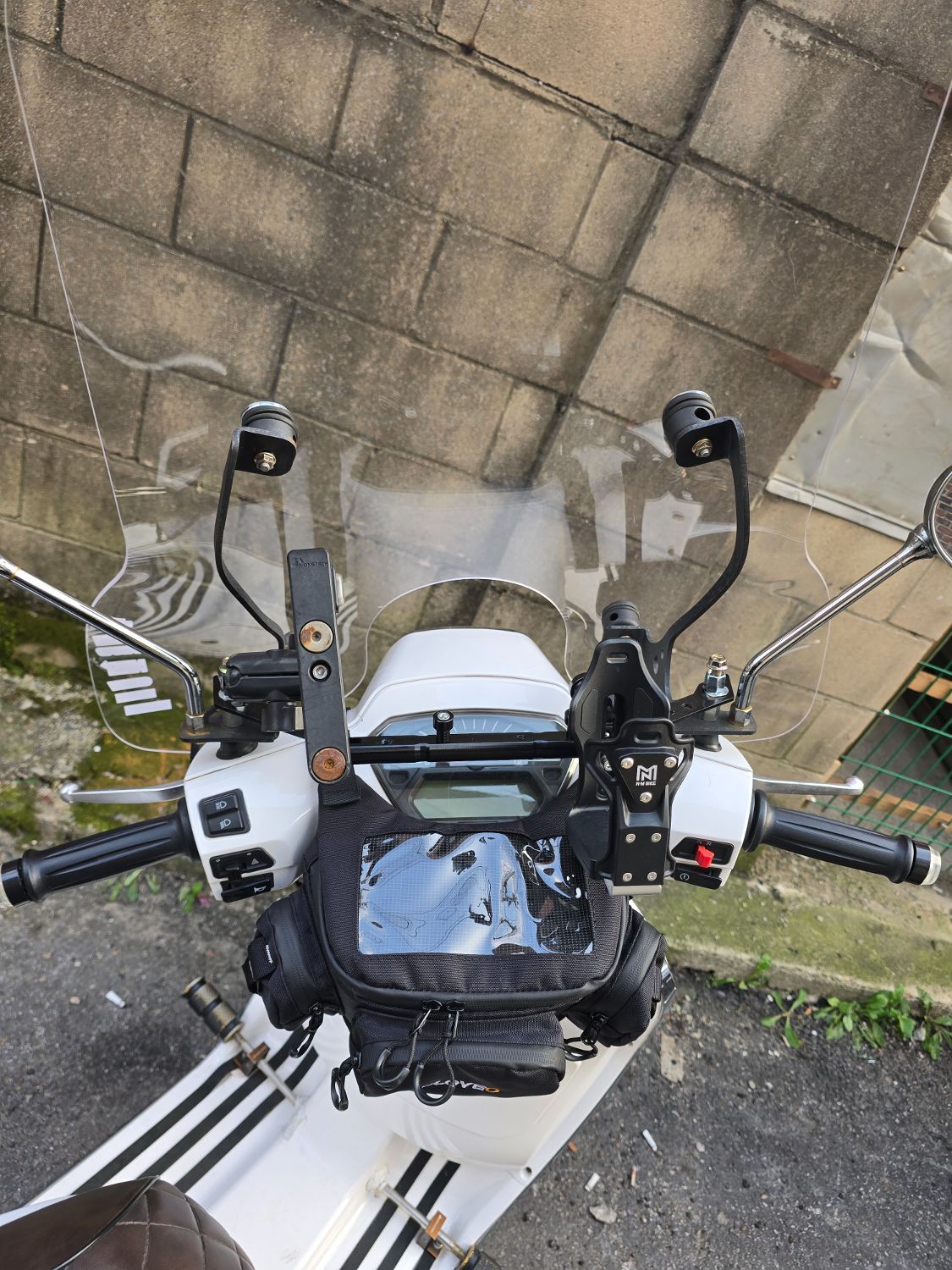 착한스쿠터 야르스 125 럭셔리 2 main