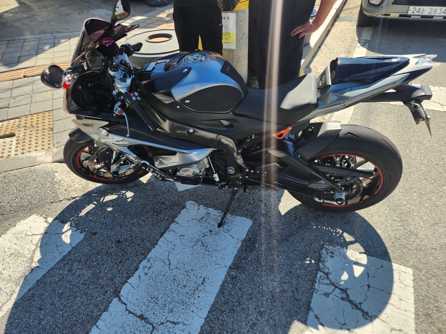 BMW S 1000 RR thumb 2